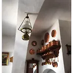 Nyaraló Partarolos Traditional House